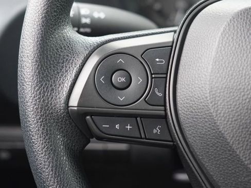 Used 2023 Toyota Corolla LE image 22