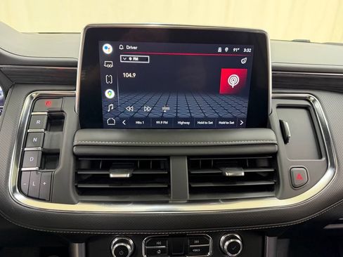 Used 2022 GMC Yukon SLT w/ SLT Premium Package AWD/4WD image 29