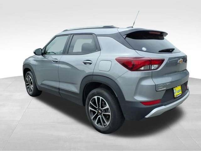 Used 2025 Chevrolet TrailBlazer LT AWD/4WD image 5