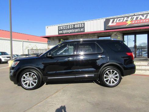 Used 2016 Ford Explorer Limited image 2