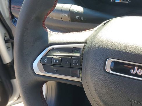 Used 2024 Jeep Compass Trailhawk w/ Trailhawk Elite Group AWD/4WD image 27