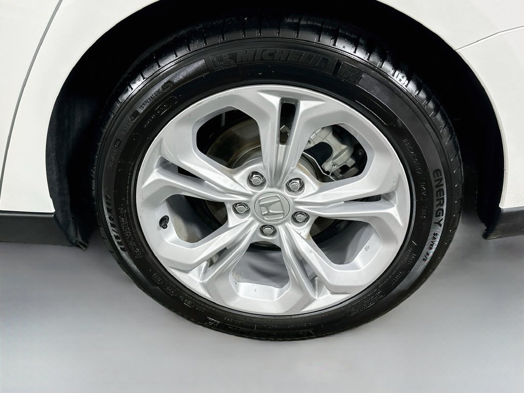 Certified 2025 Honda Accord LX image 27