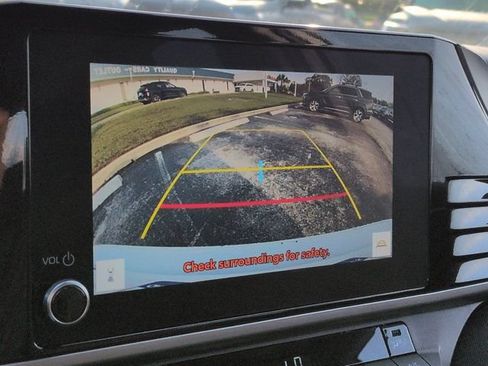 Used 2025 Toyota Camry LE FWD image 18