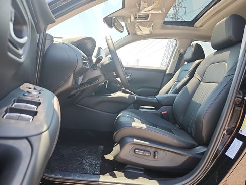 New 2026 Honda HR-V EX-L image 9