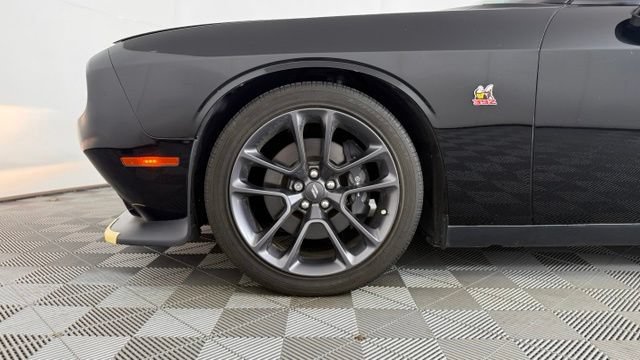 Used 2023 Dodge Challenger R/T Scat Pack RWD image 9