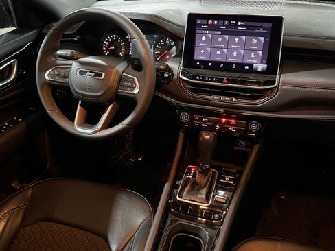 Used 2023 Jeep Compass Altitude image 37