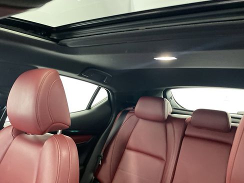 Used 2021 MAZDA MAZDA3 s image 27