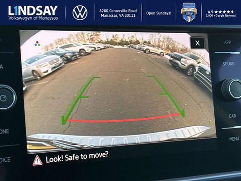 Used 2022 Volkswagen Taos SE image 14