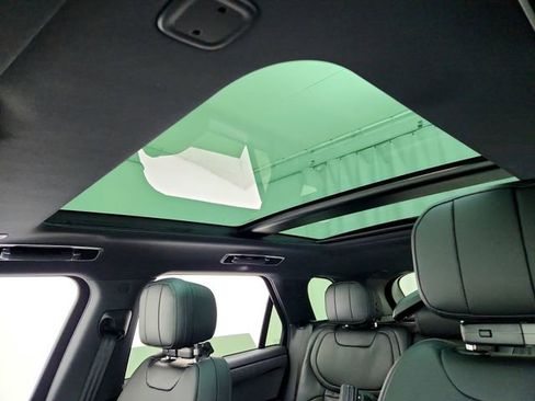 New 2026 Land Rover Range Rover Sport SE image 18