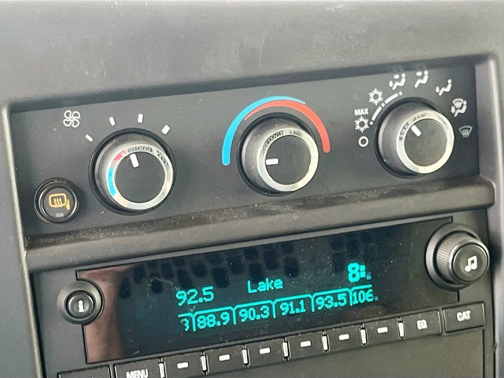 Used 2024 Chevrolet Express 2500 w/ Driver Convenience Package RWD image 15