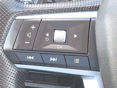 Used 2024 Mitsubishi Outlander SE Black Edition image 26