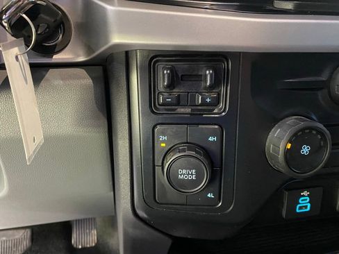 Used 2023 Ford F250 XL w/ 360-Degree Camera Package image 30
