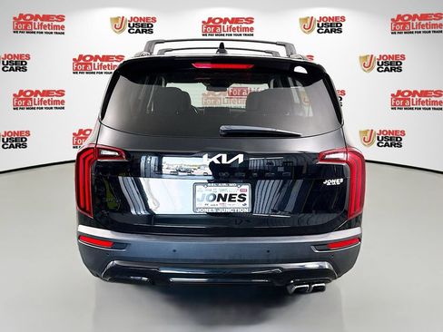 Used 2022 Kia Telluride EX w/ EX Premium Package AWD/4WD image 16