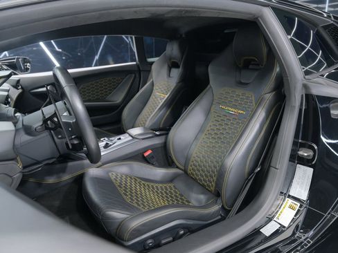 Used 2019 Lamborghini Huracan LP 580-2 image 22