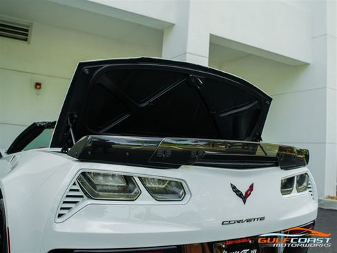 Used 2016 Chevrolet Corvette Z06 w/ 3LZ Preferred Equipment Group RWD image 41