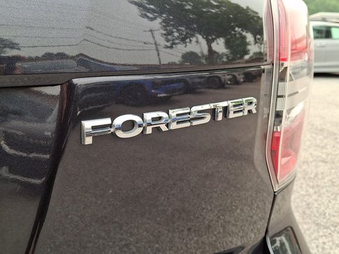 Used 2015 Subaru Forester 2.5i Limited AWD/4WD image 30