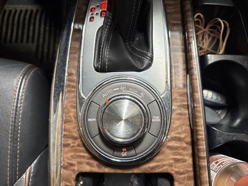 Used 2019 Nissan Armada SL w/ Premium Package AWD/4WD image 12