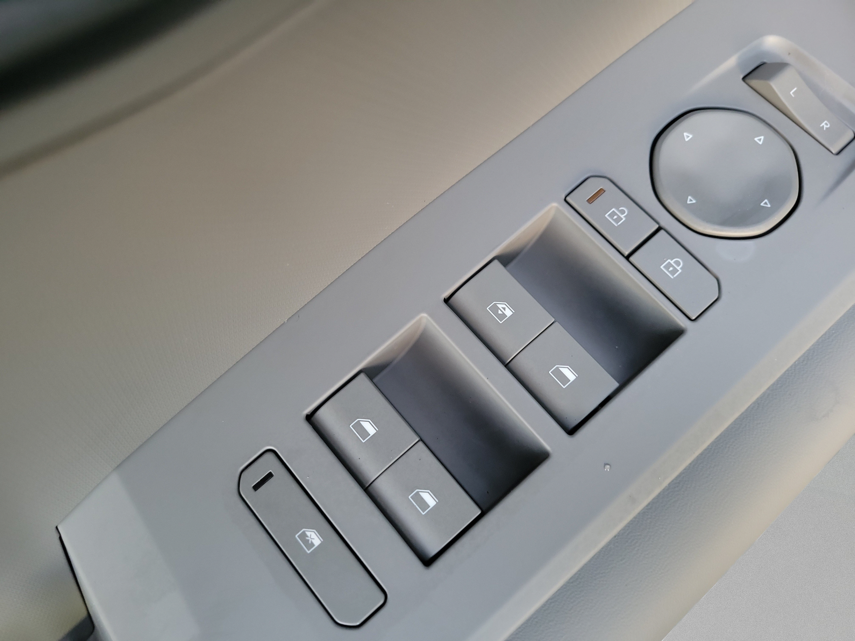 New 2027 Kia Seltos S FWD image 16