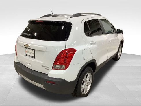 Used 2016 Chevrolet Trax LT w/ LT Convenience Package image 7