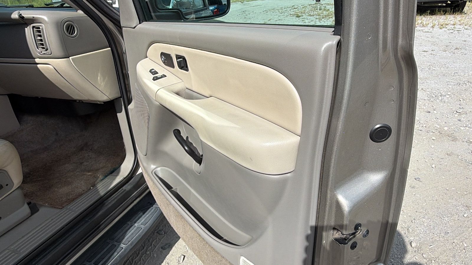 Used 2002 GMC Yukon XL SLT RWD image 17