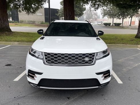 Used 2018 Land Rover Range Rover Velar R-Dynamic SE image 3