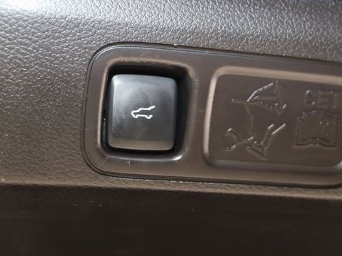 Used 2019 Lincoln Navigator Reserve image 55