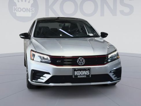 Used 2018 Volkswagen Passat 3.6 FWD image 4