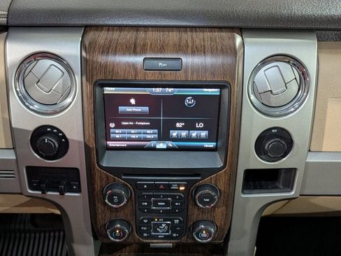 Used 2014 Ford F150 Lariat w/ Lariat Chrome Package image 35