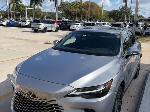 Used 2024 Lexus RX 350 Premium w/ Accessory Package (K3) FWD image 4