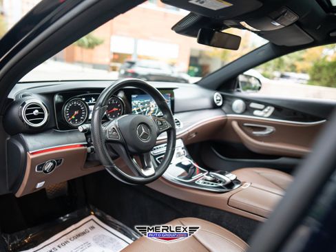 Used 2017 Mercedes-Benz E 300 image 13