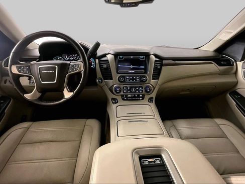 Used 2019 GMC Yukon XL Denali w/ Denali Ultimate Package RWD image 15