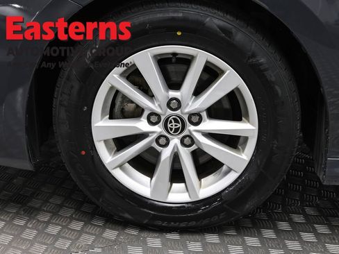 Used 2025 Toyota Camry LE FWD image 32