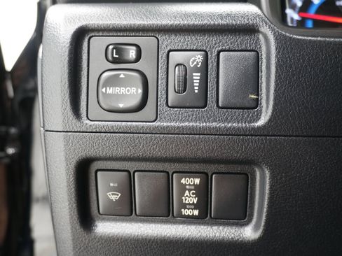 Used 2019 Toyota 4Runner SR5 Premium AWD/4WD image 26