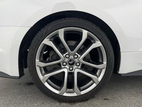 Used 2018 Ford Mustang GT Premium w/ Equipment Group 401A image 48