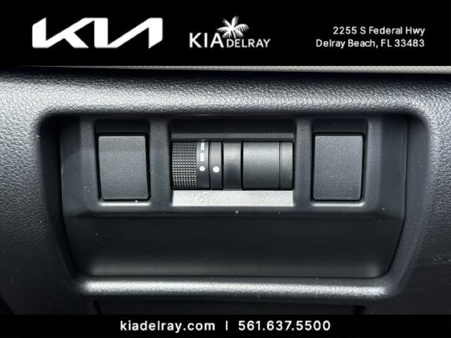 Used 2025 Subaru Forester Premium AWD/4WD image 27