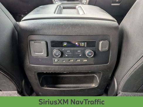 Used 2018 GMC Yukon XL SLT w/ Open Road Package image 31