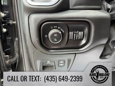 Used 2025 RAM 1500 Laramie AWD/4WD image 18
