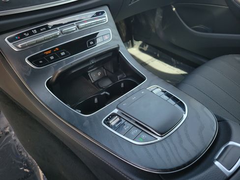 Certified 2022 Mercedes-Benz E 350 Sedan image 21