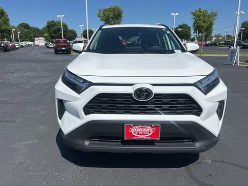 Used 2024 Toyota RAV4 XLE FWD image 2