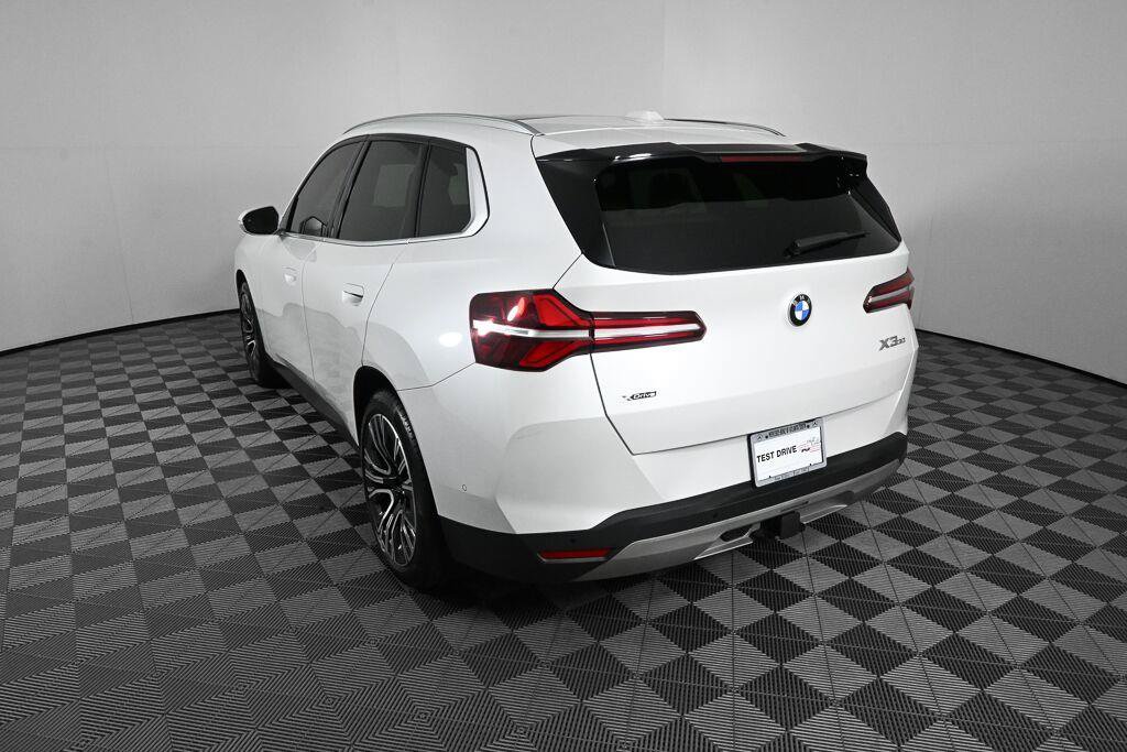 Used 2025 BMW X3 xDrive30i w/ Convenience Package AWD/4WD image 14