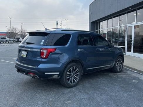 Used 2018 Ford Explorer Platinum image 6