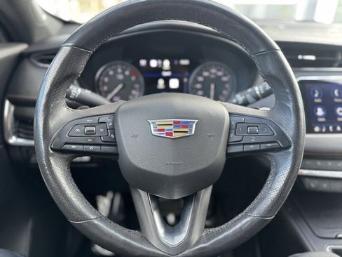 Used 2019 Cadillac XT4 Sport image 28