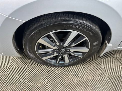 Used 2024 Nissan Versa S w/ S Plus Package image 10