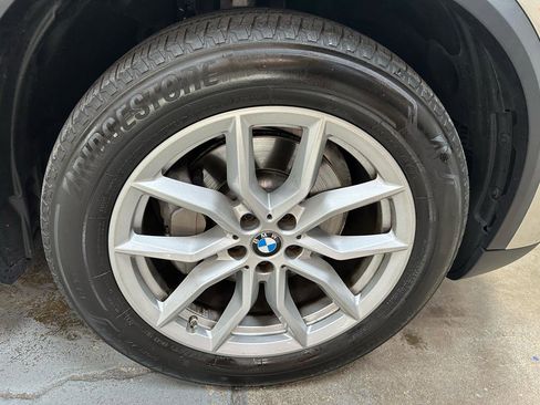 Used 2019 BMW X5 xDrive40i w/ Executive Package AWD/4WD image 23