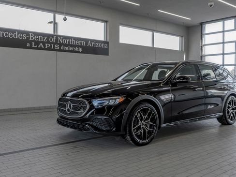 Used 2025 Mercedes-Benz E 450 4MATIC All-Terrain Wagon image 3