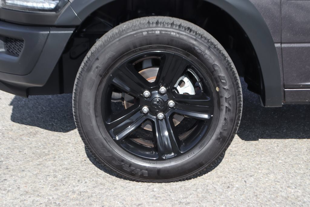 Used 2024 RAM 1500 Warlock AWD/4WD image 13