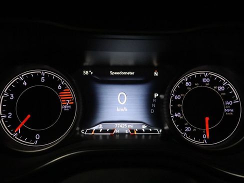 Used 2019 Jeep Cherokee Limited image 34