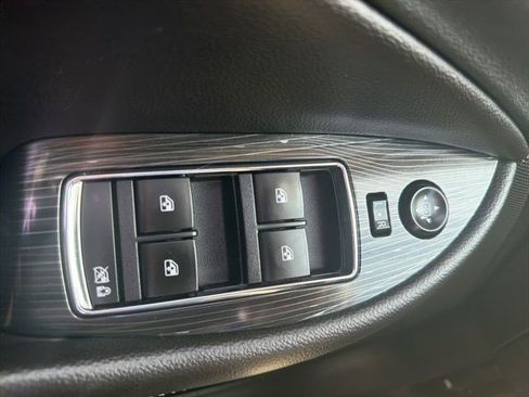 Used 2017 Chevrolet Impala LT w/ Leather Package FWD image 28