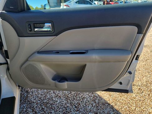 Used 2012 Ford Fusion SEL image 38