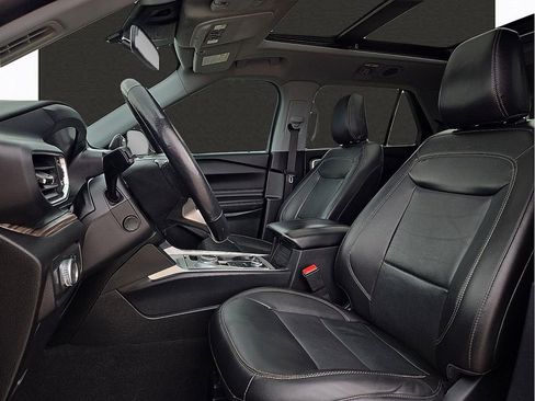 Used 2022 Ford Explorer Limited w/ Equipment Group 301A image 14